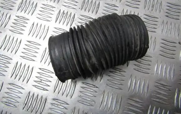 Peugeot 406 Air intake hose/pipe 97116120