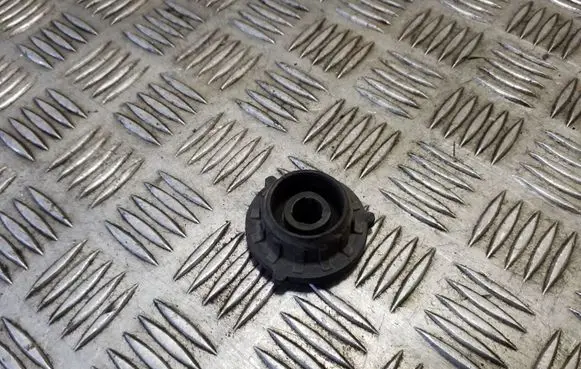KIA Sportage Radiator mount bracket