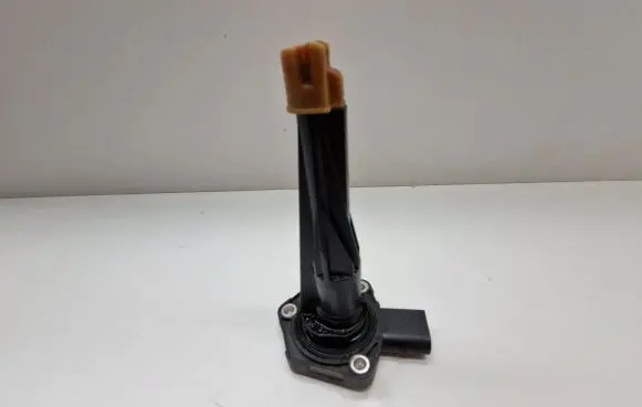 BMW X3 G01 Oil level sensor 8638755