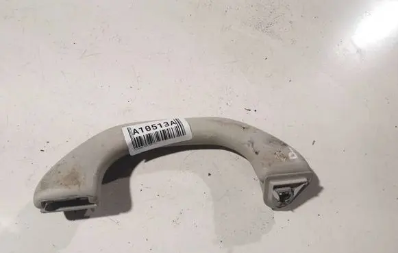 Volkswagen Polo IV 9N3 Front interior roof grab handle
