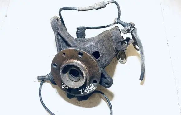 Peugeot 406 Front wheel hub
