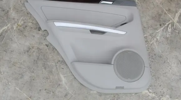 Mercedes-Benz ML W164 Coupe rear side trim panel 