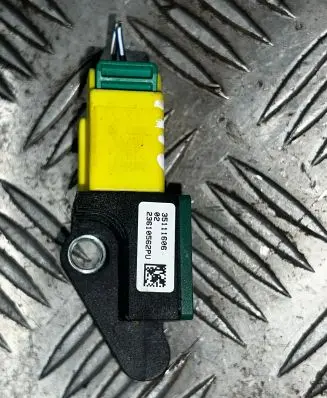 Volkswagen PASSAT B7 Airbag deployment crash/impact sensor 391229 PA6GF30