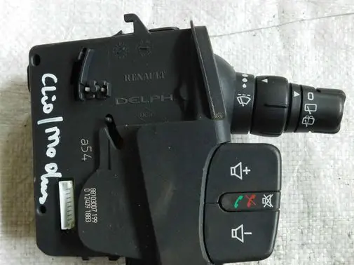 Renault Clio III Wiper control stalk 88103007