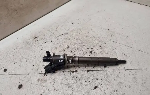 Fuel injector