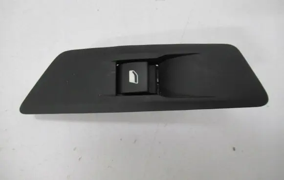 Peugeot 3008 II Electric window control switch