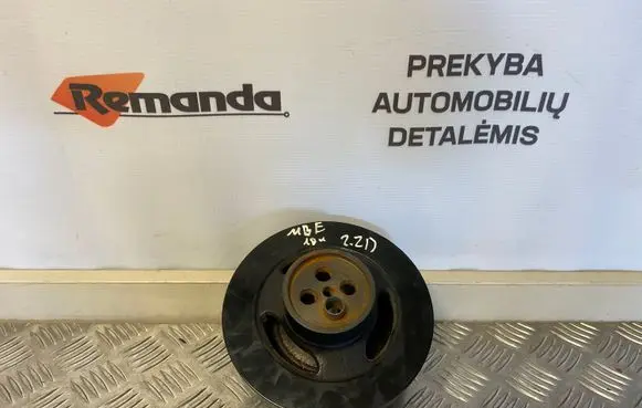 Mercedes-Benz E W212 Crankshaft pulley 218216