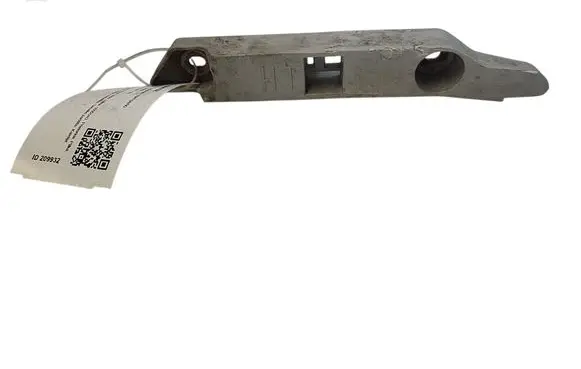 Ford Focus Front bumper mounting bracket 8M5117D959A