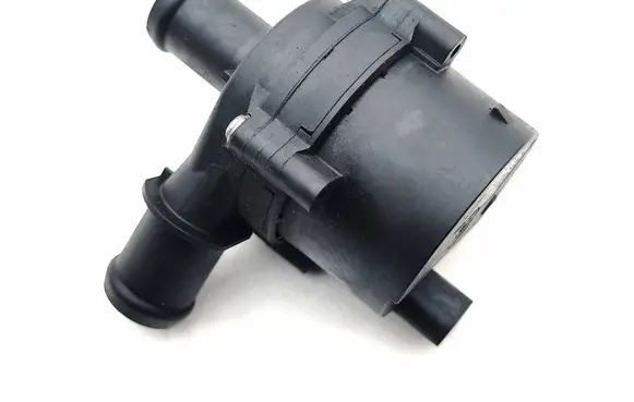 Audi Q3 F3 Electric auxiliary coolant/water pump 5Q0965567 12402300305 082554