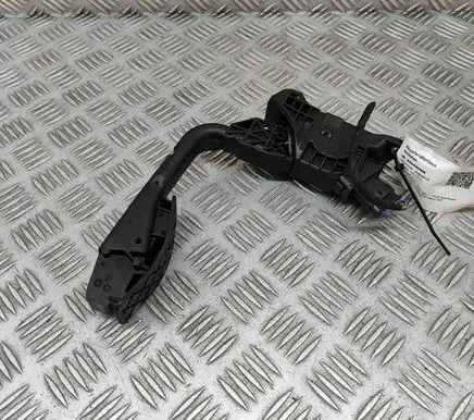 Audi Q8 Accelerator throttle pedal 6PV011642 4KR723523B