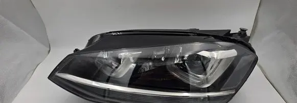 Volkswagen Golf VII Headlight/headlamp 5G1941751