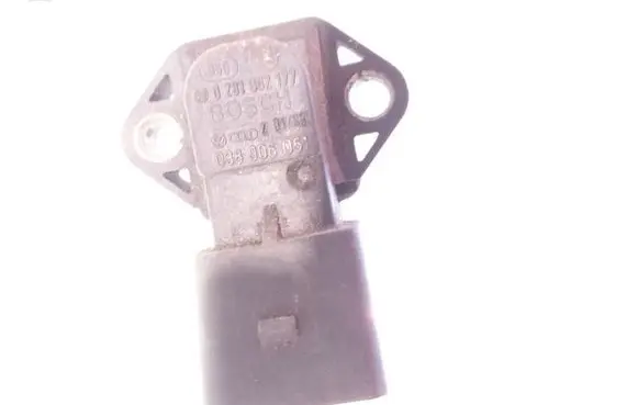 Volkswagen PASSAT B5 Air pressure sensor 038906051