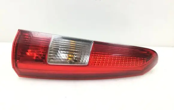 Volvo XC70 Rear/tail lights 9154494