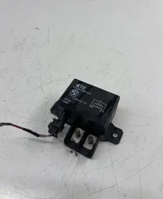 BMW M4 F82 F83 Coolant fan relay 9198302