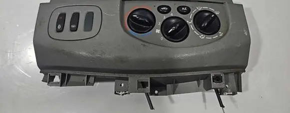 Nissan Primastar Climate control unit R6136S440 8200004603