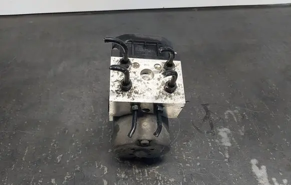 Audi A4 S4 B5 8D ABS Pump 8E0614111AB 0265216559
