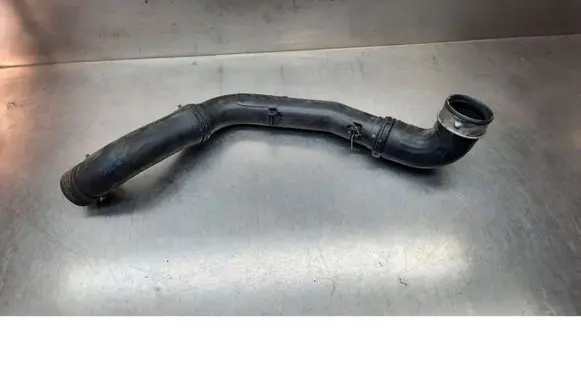 Volkswagen Polo IV 9N3 Intercooler hose/pipe 6Q0145834