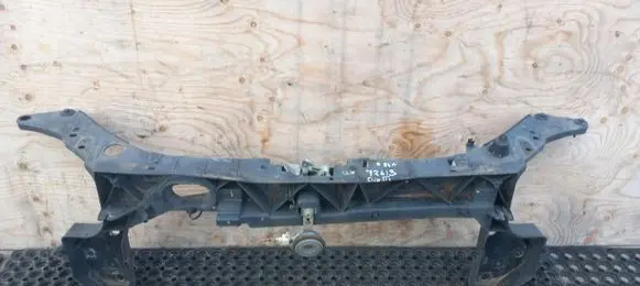 Renault Clio III Radiator support slam panel