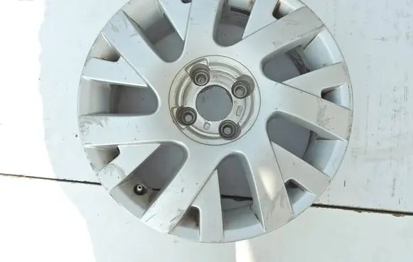 Citroen C4 I R17 alloy rim 9650202380