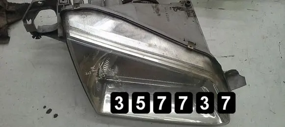 Mazda 323 Headlight/headlamp DEFEKT