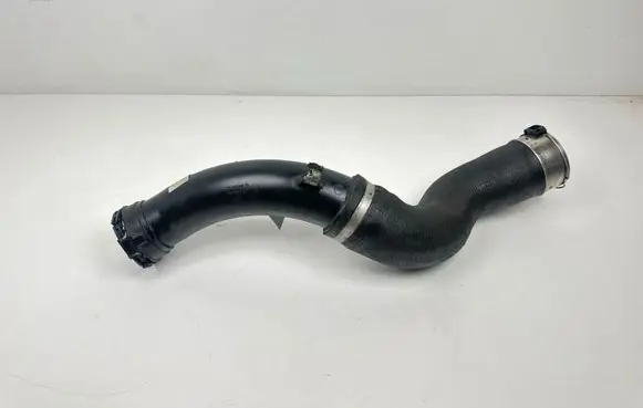 BMW 1 F20 F21 Intercooler hose/pipe 7597587