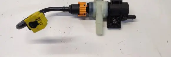 Volvo XC40 Fuel pressure regulator 32139918