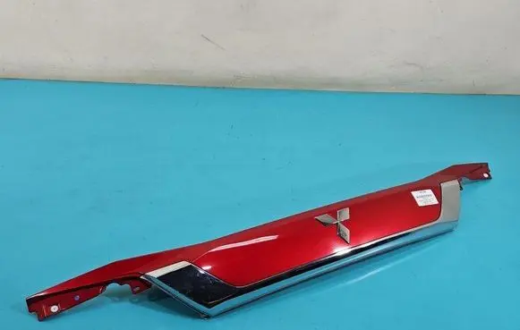 Mitsubishi Outlander Trunk door license plate light bar 5817A265-02 IMPRK1495848