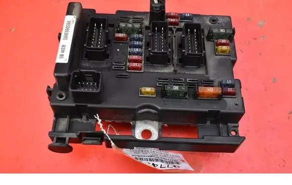 Peugeot 307 CC Fuse box set 9650663880