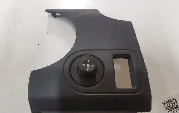 Peugeot Partner Wing mirror switch 9644985677