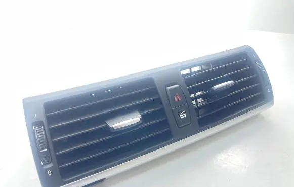 BMW X5 E70 Dash center air vent grill 9220101 9210705