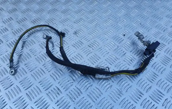 Nissan Pulsar Positive cable (battery) 240803ZU0A