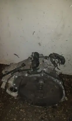 KIA Carnival Manual 5 speed gearbox 4300038050