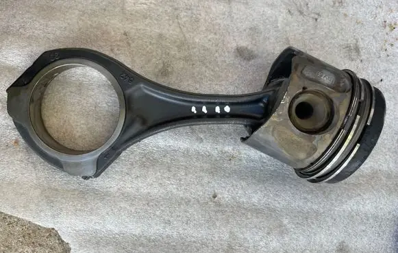 Mercedes-Benz ML W164 Piston with connecting rod 8340F 642