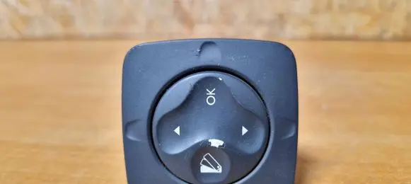 Renault Scenic III - Grand scenic III Wing mirror switch 283950001r