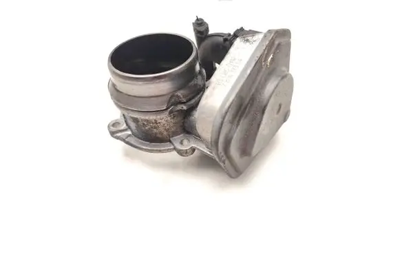 BMW 3 F30 F35 F31 Electric throttle body valve 7804373 B30850132