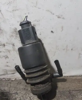 Audi A6 S6 C5 4B Windscreen/windshield washer pump