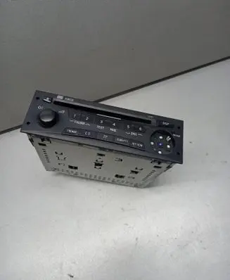 Mitsubishi Grandis Radio/CD/DVD/GPS head unit 8701A080