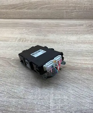 Toyota Verso Central body control module 896900F020 MB1028500160