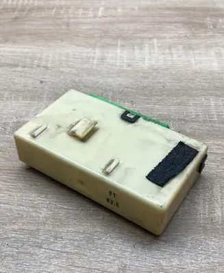 Volvo S40 Door central lock control unit/module 30630080