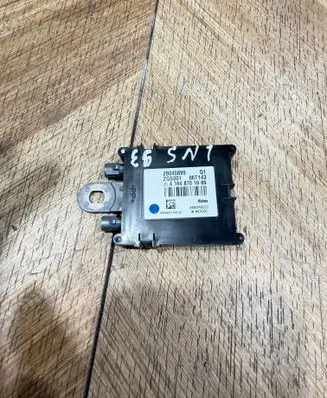 Mercedes-Benz GL X164 Aerial antenna amplifier A1648701089 28045899