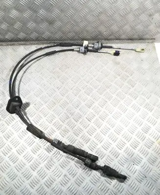 Hyundai ix35 Gear shift cable linkage 2Y4002C16