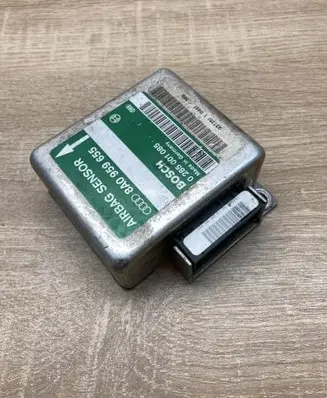 Audi A6 S6 C4 4A Airbag control unit/module 8A0959655 0285001085