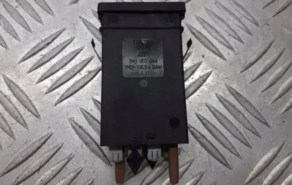 Volkswagen Sharan Seat heating switch 7M3963564