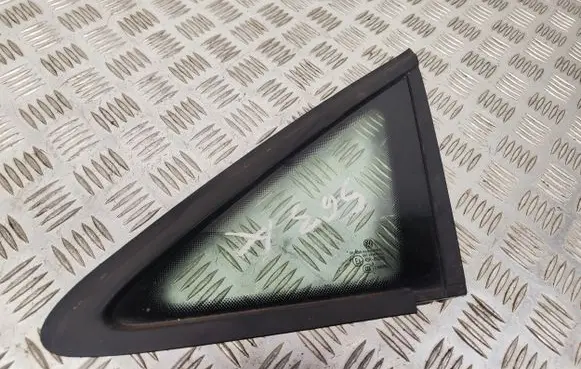 Volkswagen Touran II Front triangle window/glass 1T0845411