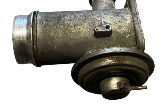 BMW 1 E81 E87 EGR valve 7792077