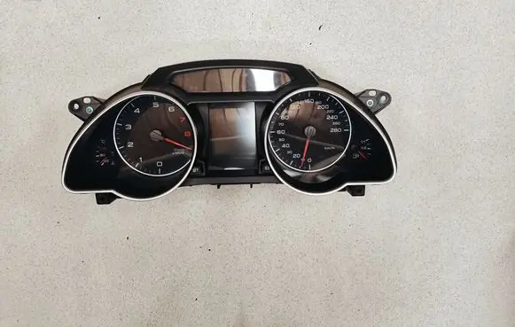 Audi A5 8T 8F Speedometer (instrument cluster) 8T0920900N 503002360101