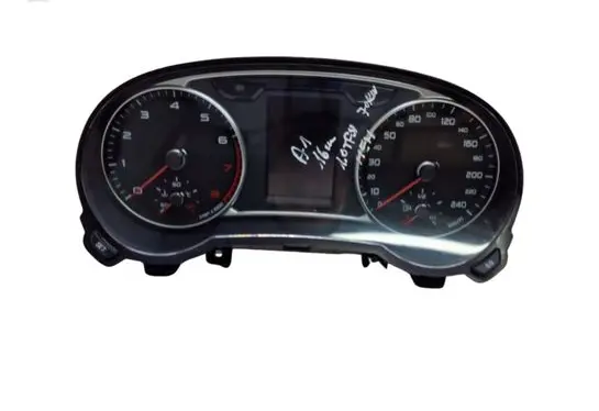 Audi A1 Speedometer (instrument cluster) 8XA920930