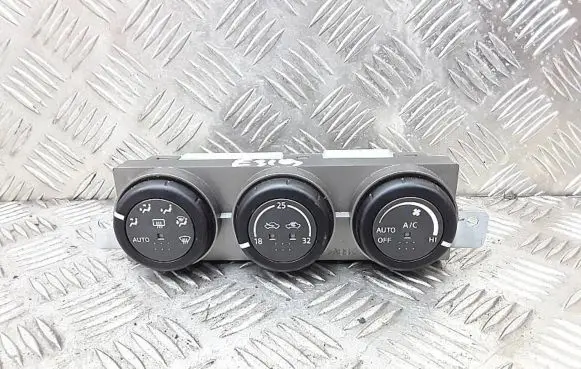 Nissan X-Trail T30 Climate control unit 27500EQ310 A0200018A02002