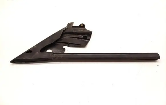 Tesla Model 3 Front door rubber seal 1090502-00-G