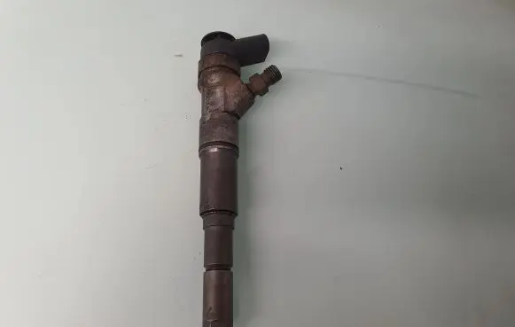 BMW 1 E81 E87 Fuel injector 7793836 13537793836 0445110216